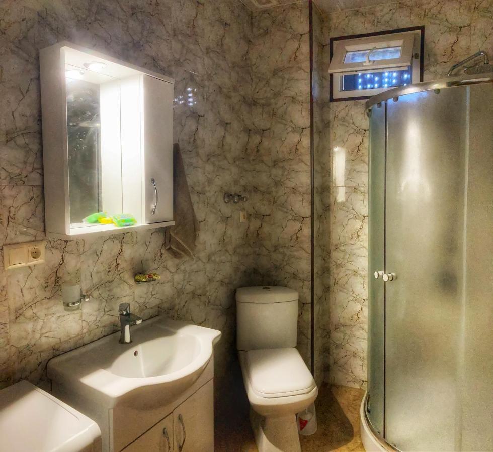 Big, Comfortable Apartment In Batumi Near The Sea Dış mekan fotoğraf
